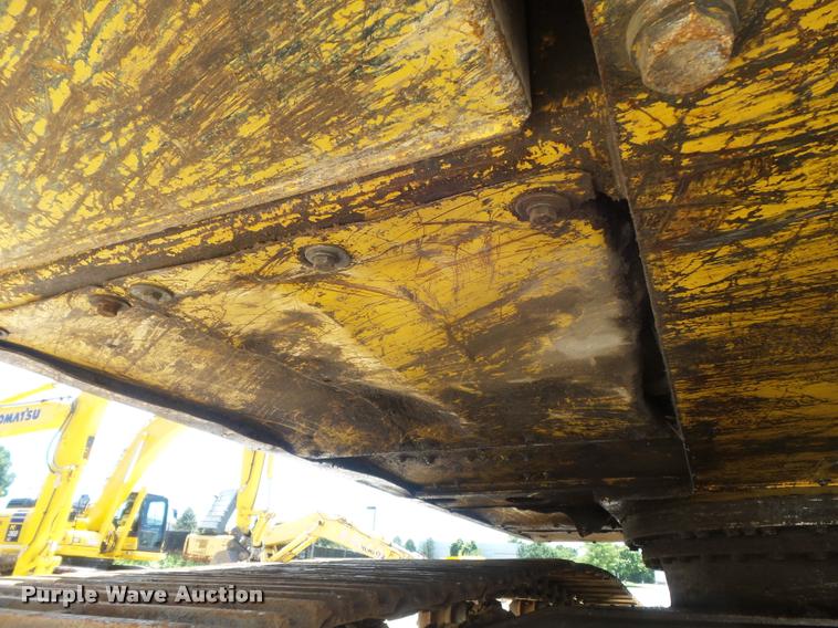 image for item K7567 2005 Komatsu PC200LC-7 excavator