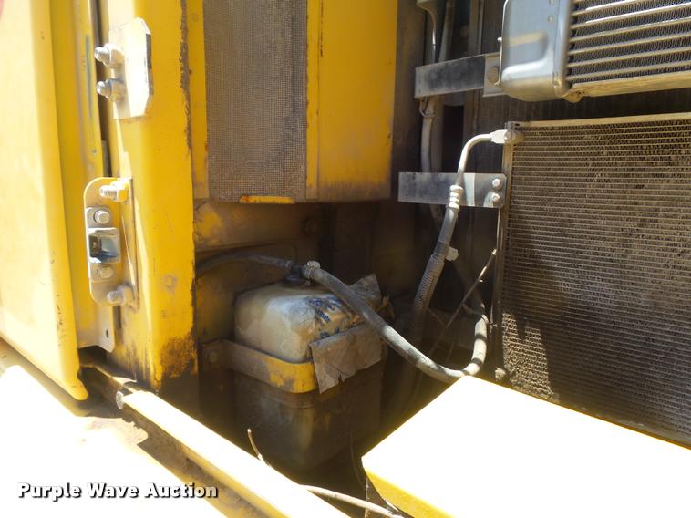 image for item K7567 2005 Komatsu PC200LC-7 excavator