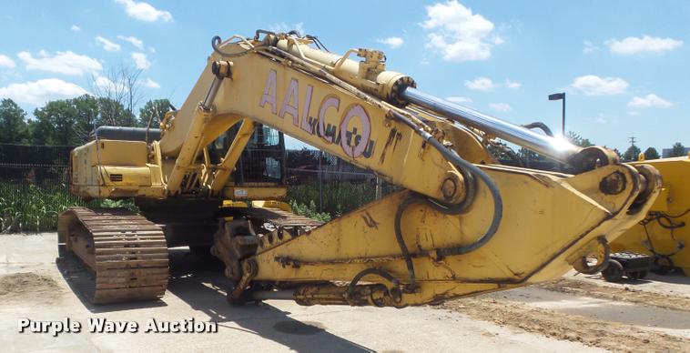 image for item K7568 1997 Komatsu PC400LC-6 excavator