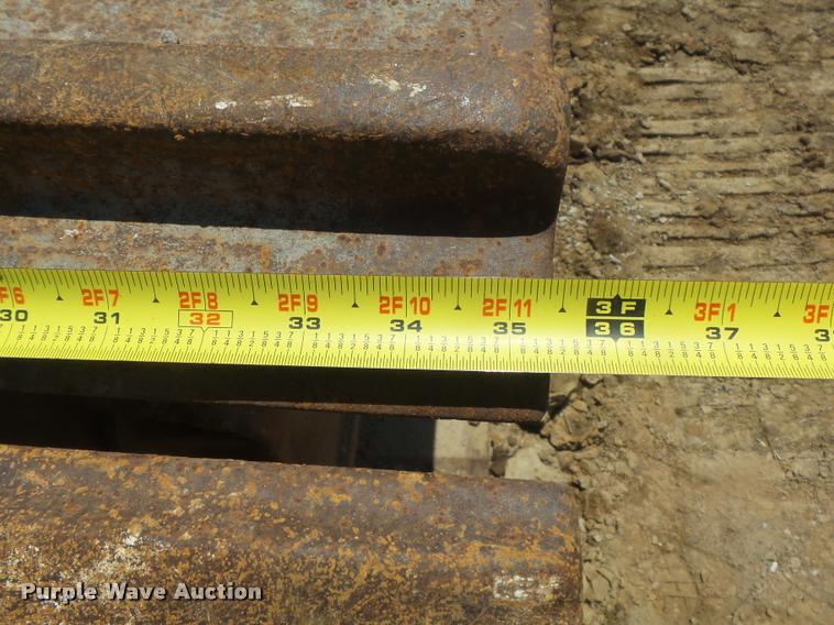 image for item K7568 1997 Komatsu PC400LC-6 excavator