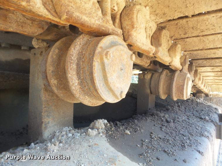 image for item K7568 1997 Komatsu PC400LC-6 excavator