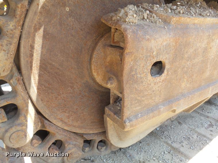 image for item K7568 1997 Komatsu PC400LC-6 excavator