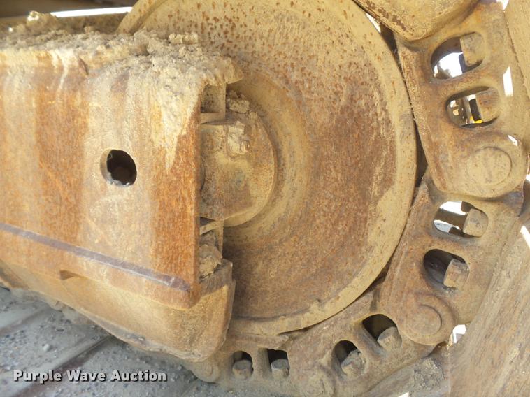 image for item K7568 1997 Komatsu PC400LC-6 excavator