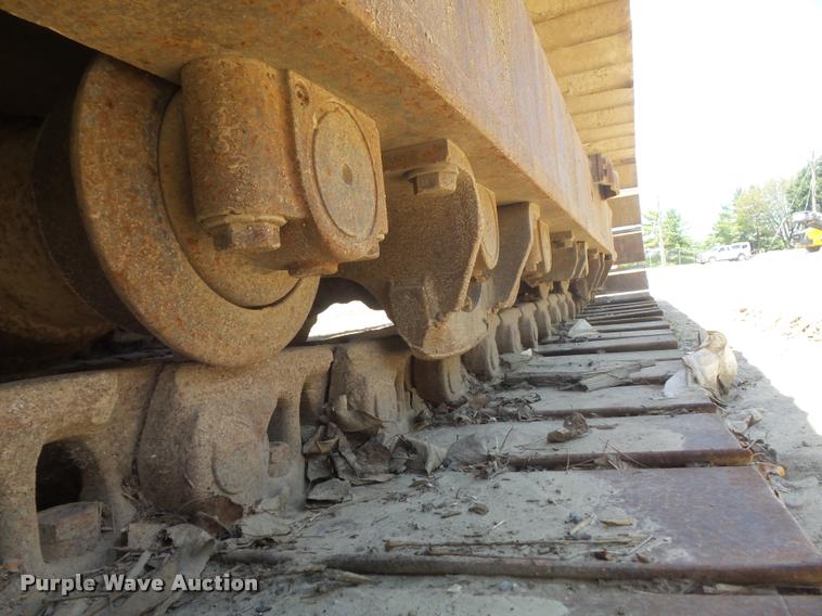 image for item K7568 1997 Komatsu PC400LC-6 excavator