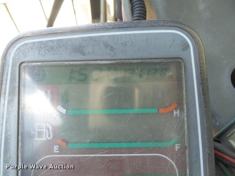 image for item K7568 1997 Komatsu PC400LC-6 excavator