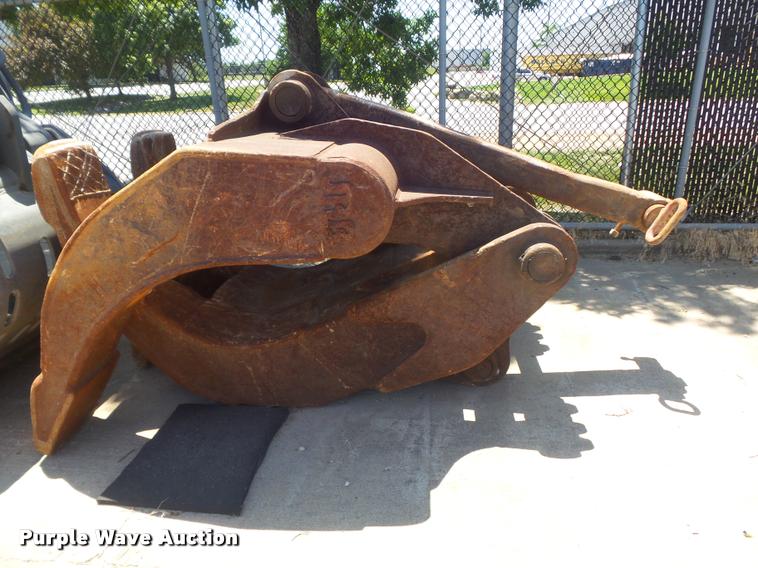 image for item K7568 1997 Komatsu PC400LC-6 excavator