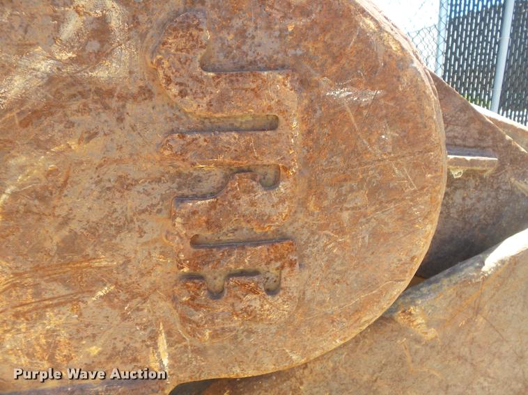 image for item K7568 1997 Komatsu PC400LC-6 excavator