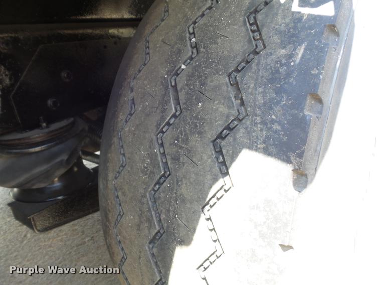 image for item K7608 2000 Mack RB688S dump truck