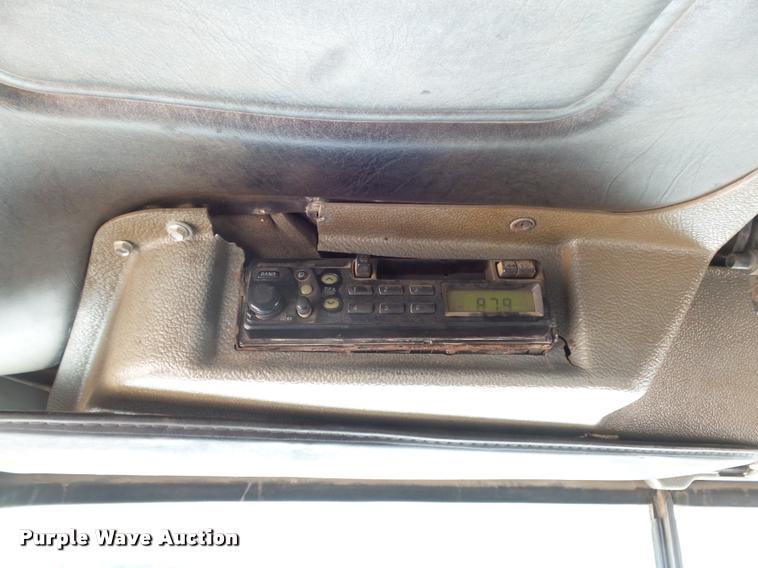 image for item K7608 2000 Mack RB688S dump truck