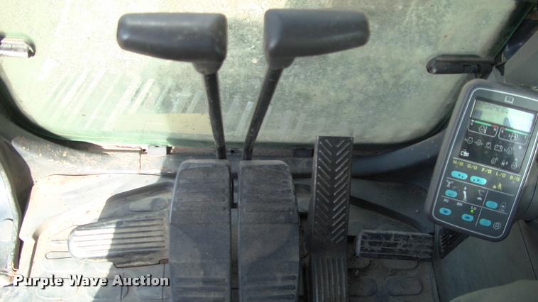 image for item L1963 2001 Komatsu PC150LC-6K excavator