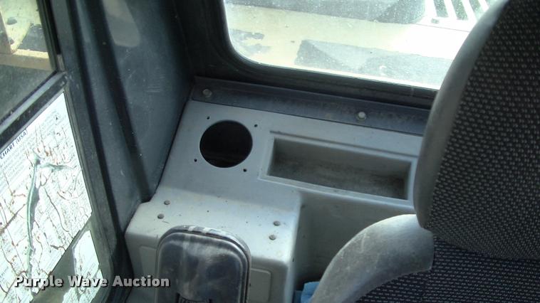 image for item L1963 2001 Komatsu PC150LC-6K excavator