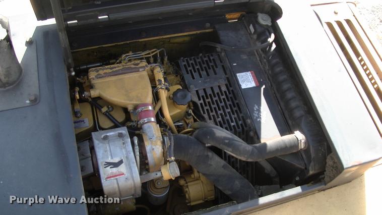 image for item L1963 2001 Komatsu PC150LC-6K excavator