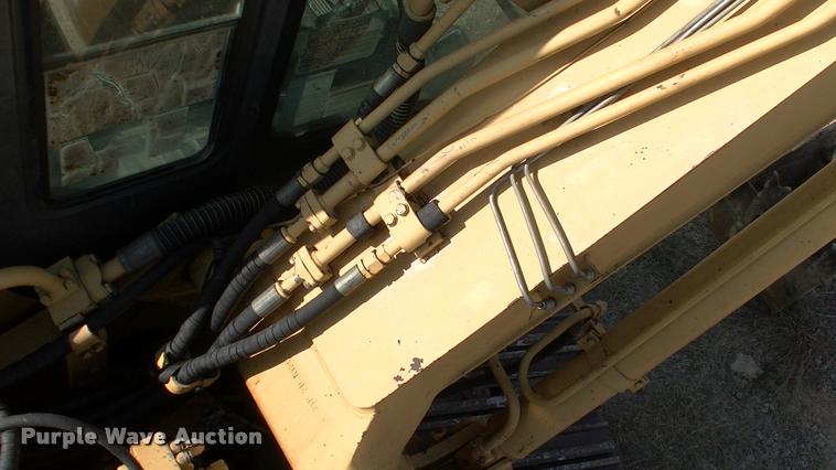 image for item L1963 2001 Komatsu PC150LC-6K excavator