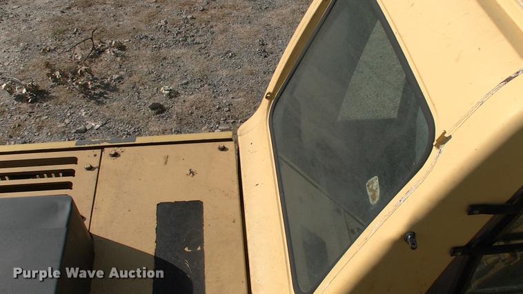 image for item L1963 2001 Komatsu PC150LC-6K excavator