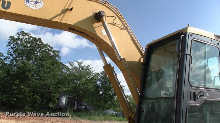 image for item L1963 2001 Komatsu PC150LC-6K excavator