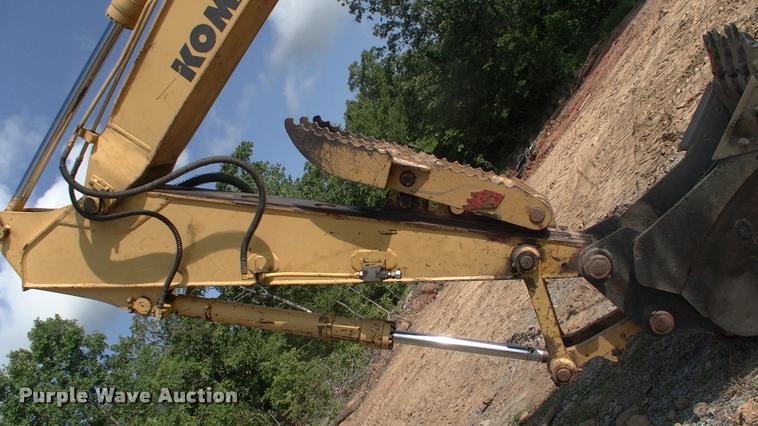 image for item L1963 2001 Komatsu PC150LC-6K excavator