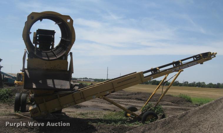 image for item L2327 2008 Screen Machine top soil screen plant