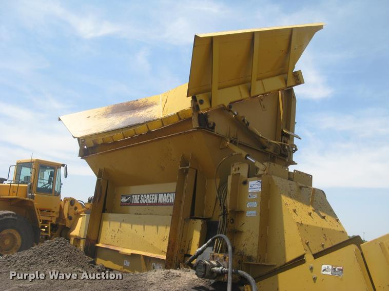 image for item L2327 2008 Screen Machine top soil screen plant