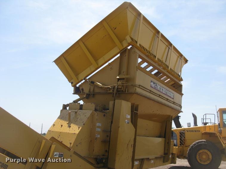 image for item L2327 2008 Screen Machine top soil screen plant