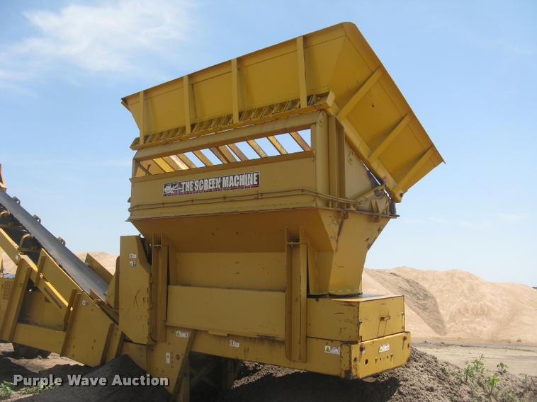 image for item L2327 2008 Screen Machine top soil screen plant