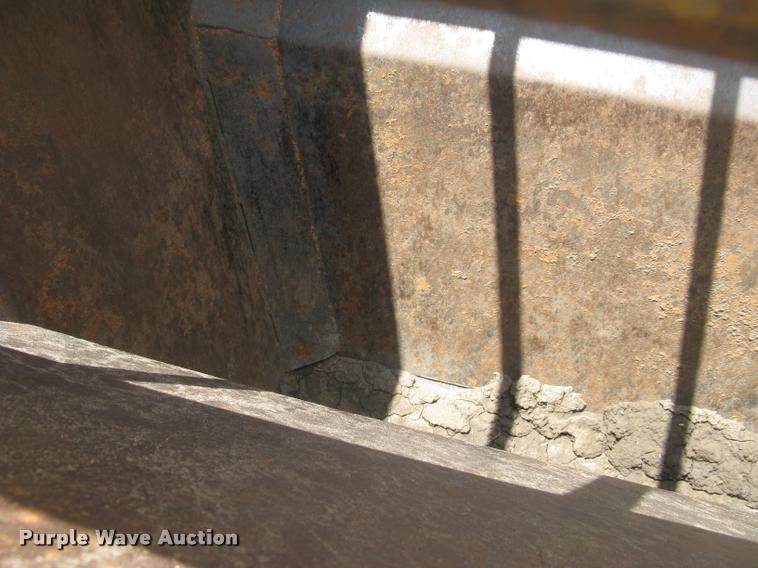 image for item L2327 2008 Screen Machine top soil screen plant