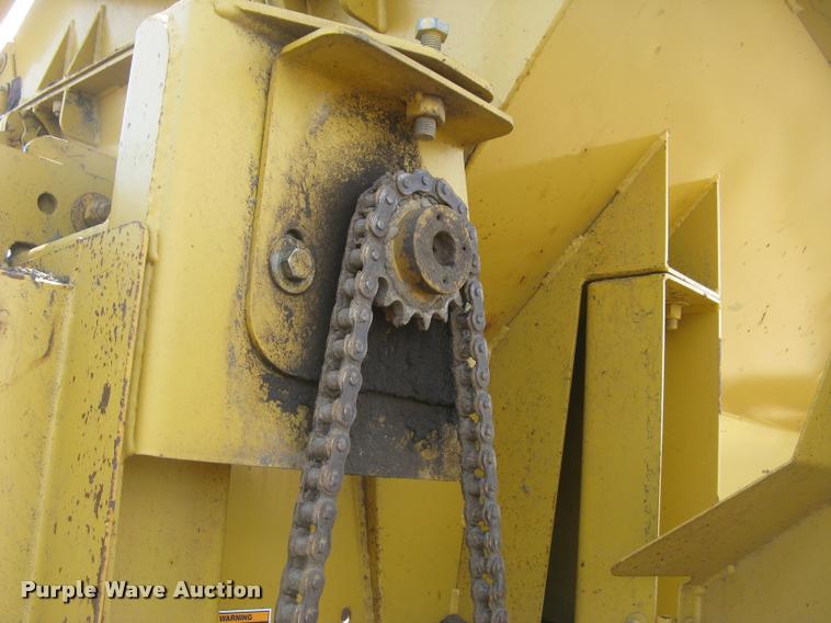 image for item L2327 2008 Screen Machine top soil screen plant