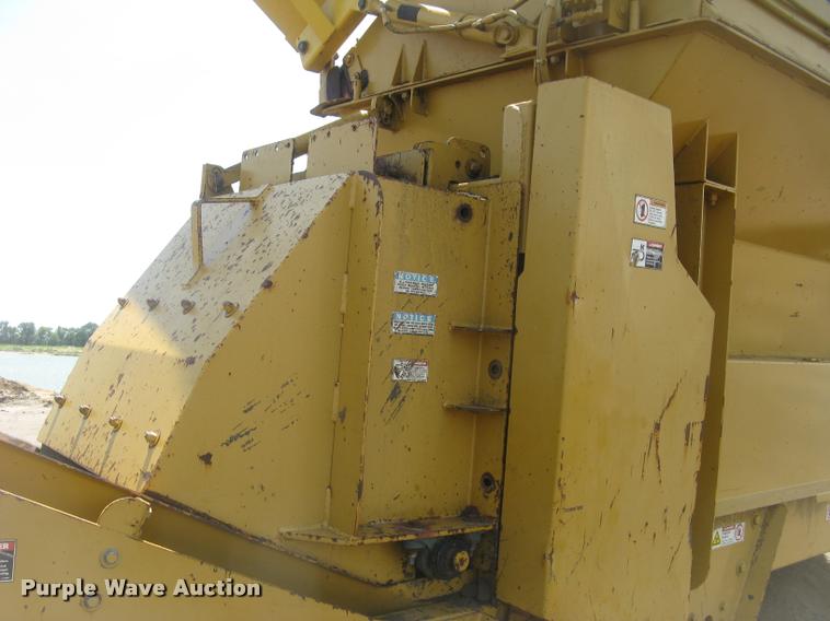 image for item L2327 2008 Screen Machine top soil screen plant