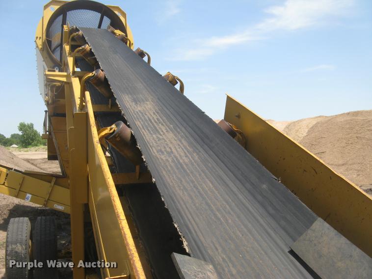 image for item L2327 2008 Screen Machine top soil screen plant