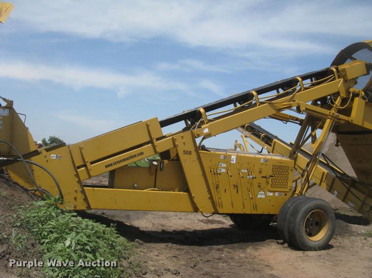 image for item L2327 2008 Screen Machine top soil screen plant