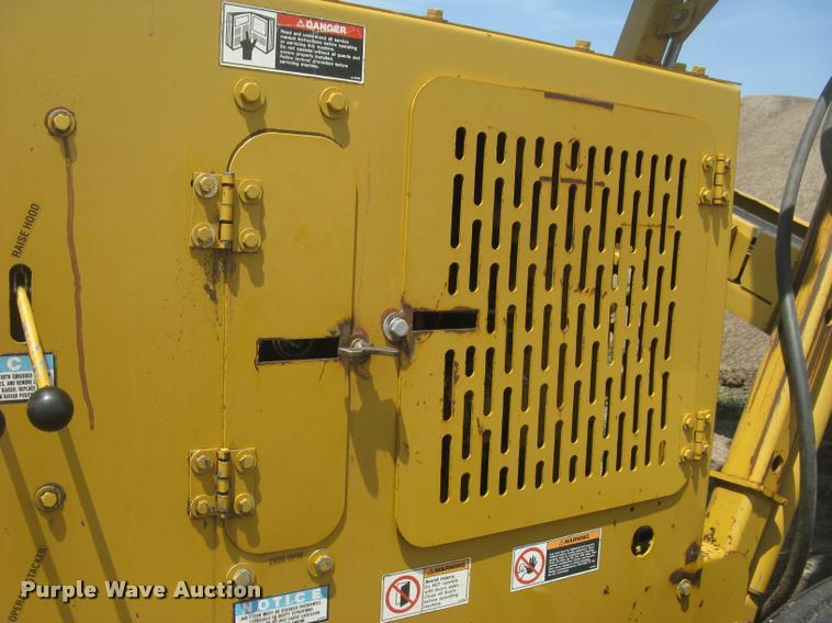 image for item L2327 2008 Screen Machine top soil screen plant