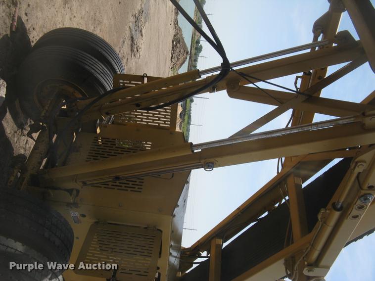 image for item L2327 2008 Screen Machine top soil screen plant