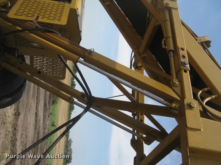 image for item L2327 2008 Screen Machine top soil screen plant