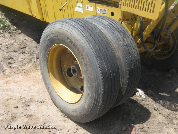 image for item L2327 2008 Screen Machine top soil screen plant