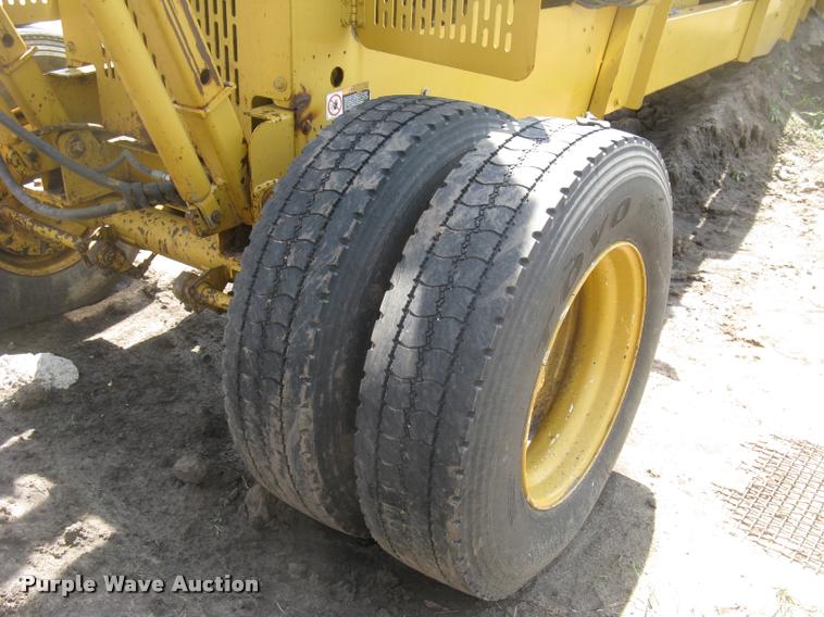 image for item L2327 2008 Screen Machine top soil screen plant