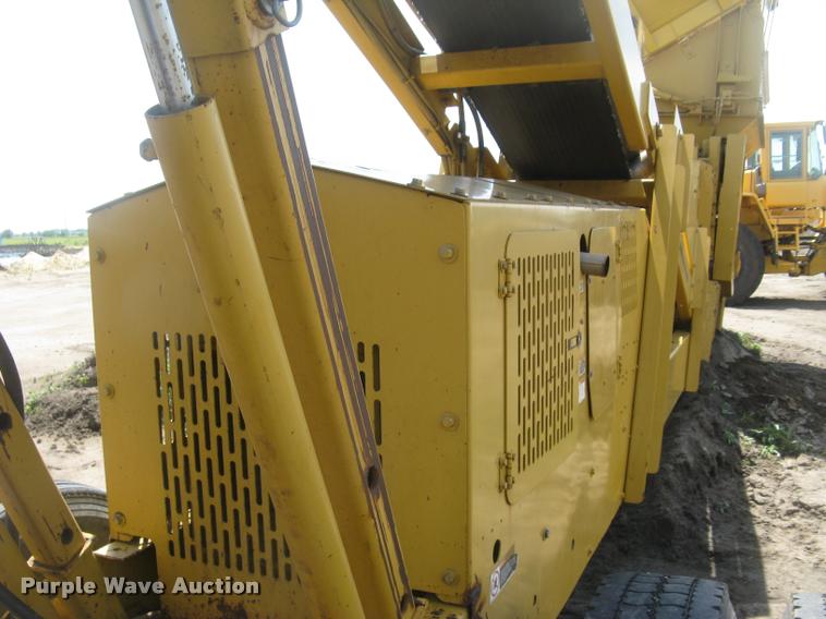 image for item L2327 2008 Screen Machine top soil screen plant