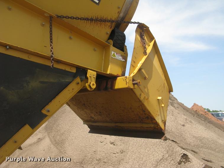 image for item L2327 2008 Screen Machine top soil screen plant