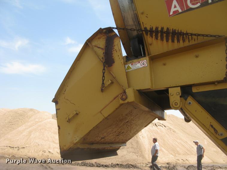 image for item L2327 2008 Screen Machine top soil screen plant