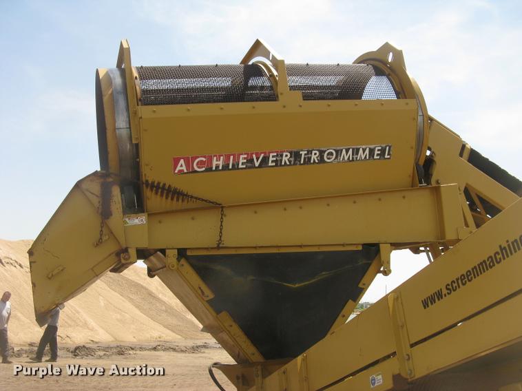 image for item L2327 2008 Screen Machine top soil screen plant