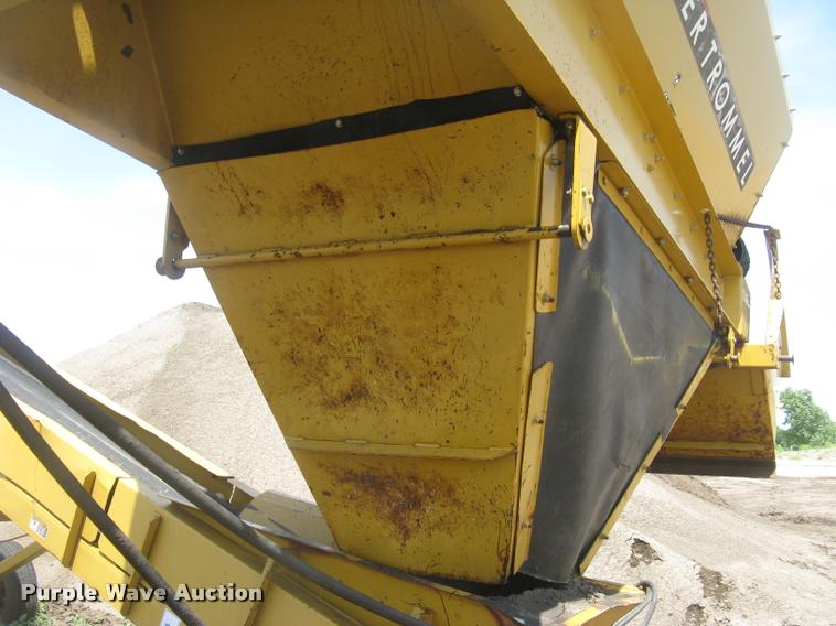 image for item L2327 2008 Screen Machine top soil screen plant