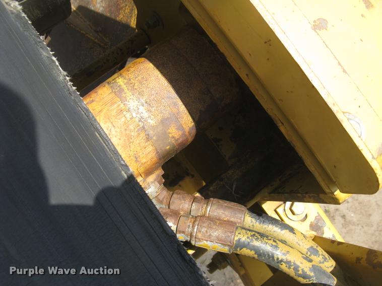 image for item L2327 2008 Screen Machine top soil screen plant