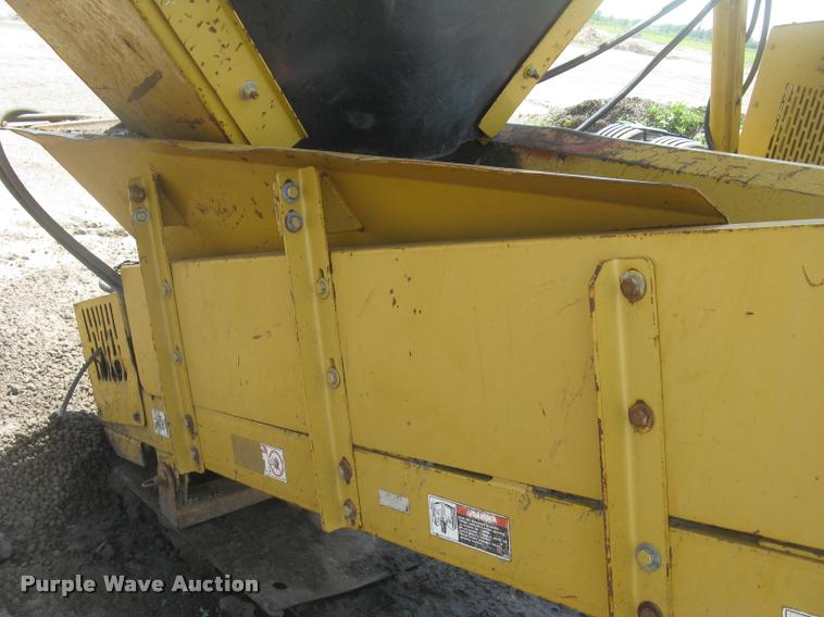 image for item L2327 2008 Screen Machine top soil screen plant