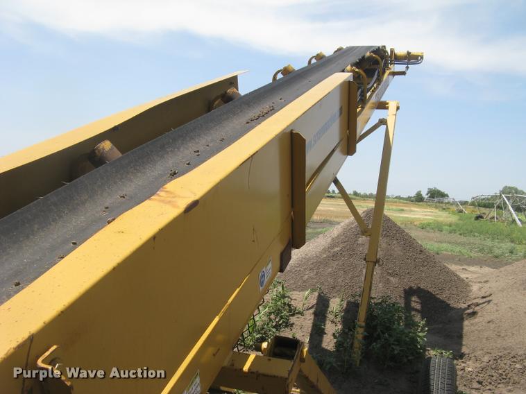 image for item L2327 2008 Screen Machine top soil screen plant
