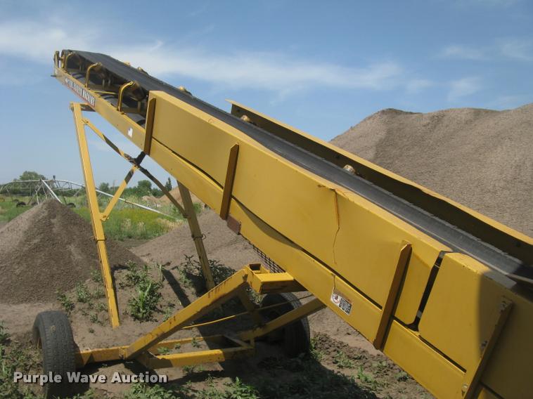 image for item L2327 2008 Screen Machine top soil screen plant