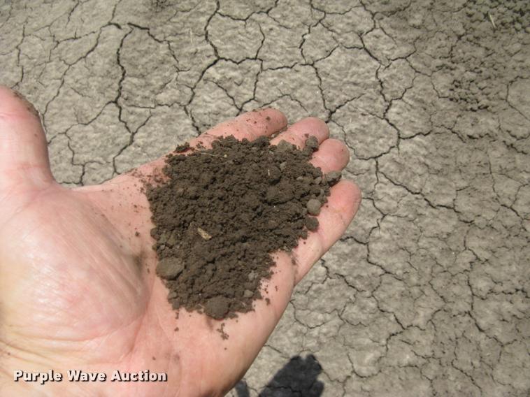 image for item L2327 2008 Screen Machine top soil screen plant