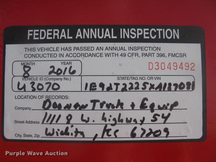 image for item L2328 1999 Evaco tilt deck equipment trailer