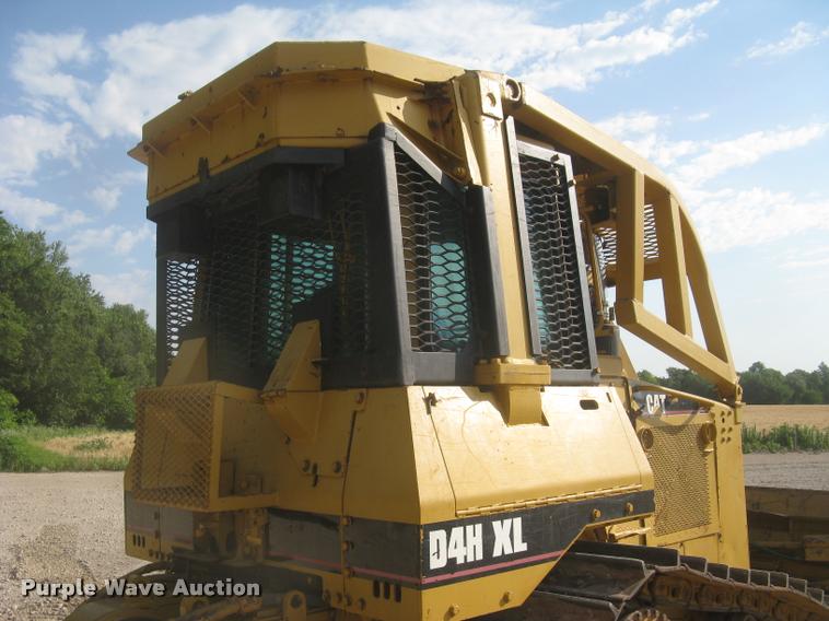 image for item L2329 1993 Caterpillar D4H XL dozer