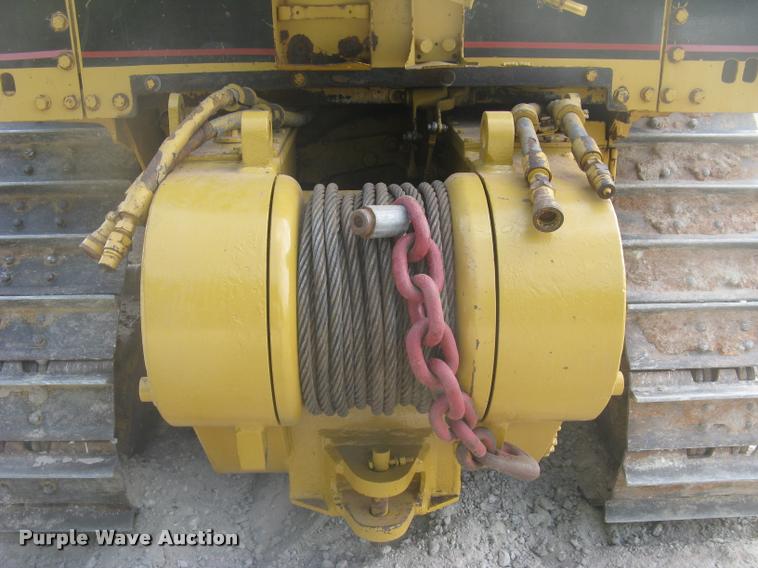 image for item L2329 1993 Caterpillar D4H XL dozer