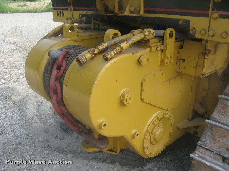 image for item L2329 1993 Caterpillar D4H XL dozer
