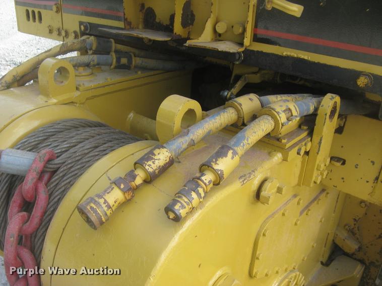 image for item L2329 1993 Caterpillar D4H XL dozer