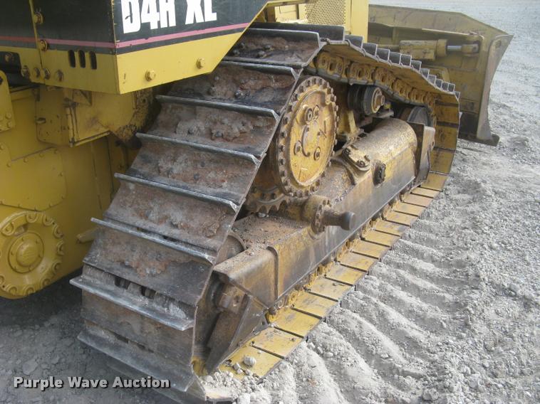 image for item L2329 1993 Caterpillar D4H XL dozer